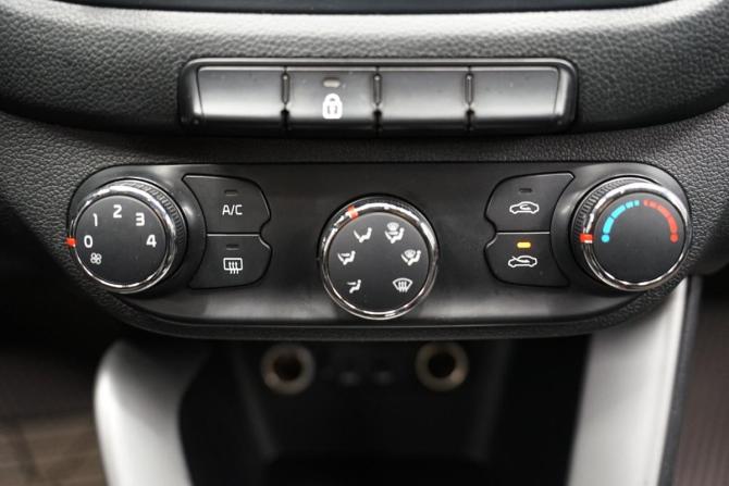Kia Ceed II с пробегом 2012 года, цена 1 070 000 рублей, 232488 км, хэтчбек, Автокод Объявления