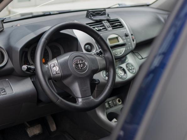 Toyota RAV4 III (XA30) с пробегом 2008 года, цена 1 250 000 рублей, 202163 км, внедорожник, Автокод Объявления