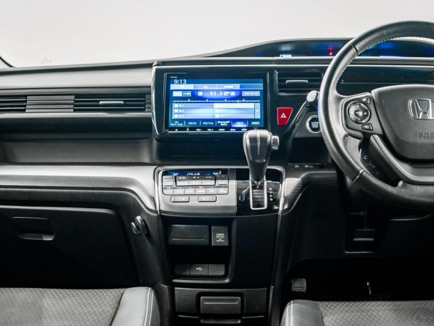 Honda Stepwgn V Рестайлинг Красноярск  - изображение 15