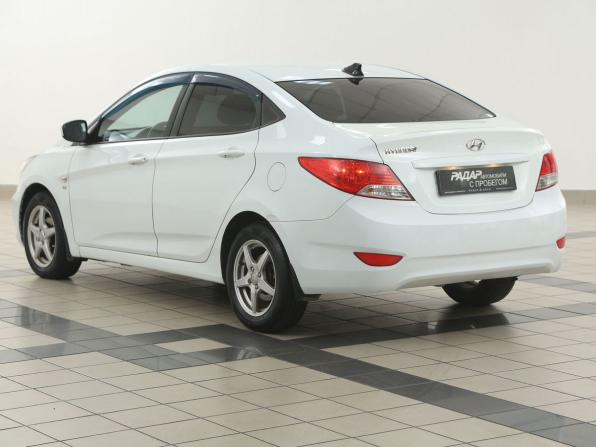 Hyundai Solaris I с пробегом 2013 года, цена 682 000 рублей, 145500 км, седан, Автокод Объявления