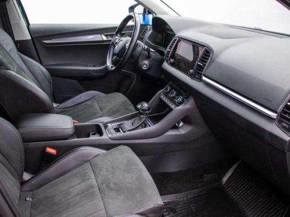Skoda Karoq I с пробегом 2020 года, цена 2 592 000 рублей, 89201 км, внедорожник, Автокод Объявления