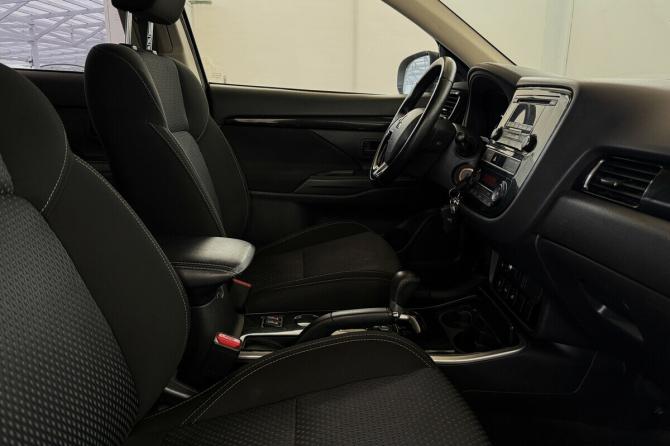 Mitsubishi Outlander III Рестайлинг 3 с пробегом 2018 года, цена 1 760 000 рублей, 188608 км, внедорожник, Автокод Объявления