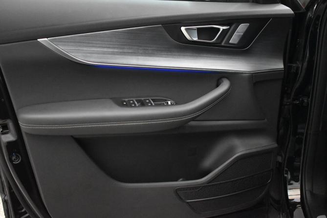 Chery Tiggo 7 Pro Max I с пробегом 2023 года, цена 1 950 000 рублей, 13846 км, внедорожник, Автокод Объявления