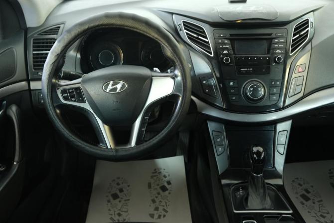Hyundai i40 I с пробегом 2013 года, цена 1 299 000 рублей, 205500 км, седан, Автокод Объявления