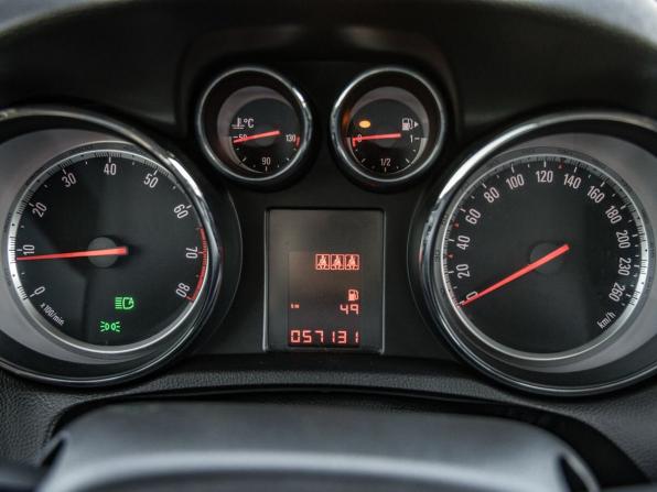 Opel Mokka I с пробегом 2014 года, цена 1 258 000 рублей, 57131 км, внедорожник, Автокод Объявления