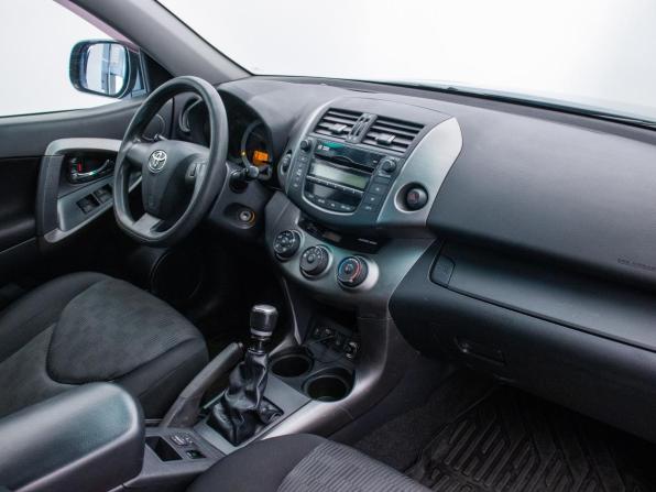 Toyota RAV4 III (XA30) Рестайлинг с пробегом 2011 года, цена 995 000 рублей, 281802 км, внедорожник, Автокод Объявления