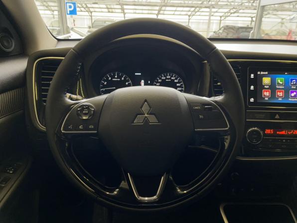 Mitsubishi Outlander III Рестайлинг 3 с пробегом 2019 года, цена 2 200 000 рублей, 131172 км, внедорожник, Автокод Объявления