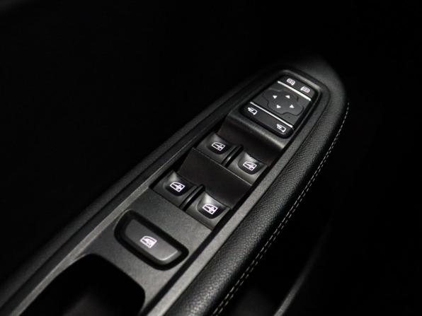 Renault Arkana I с пробегом 2019 года, цена 1 599 000 рублей, 158653 км, внедорожник, Автокод Объявления