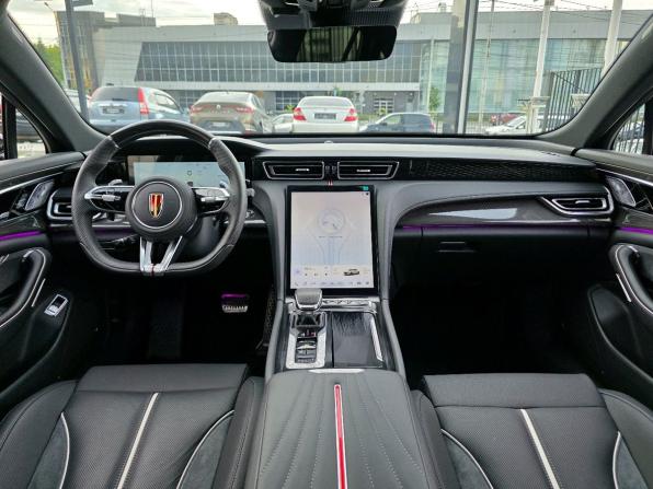 Hongqi H6 с пробегом 2025 года, цена 4 099 000 рублей, 2332 км, лифтбек, Автокод Объявления