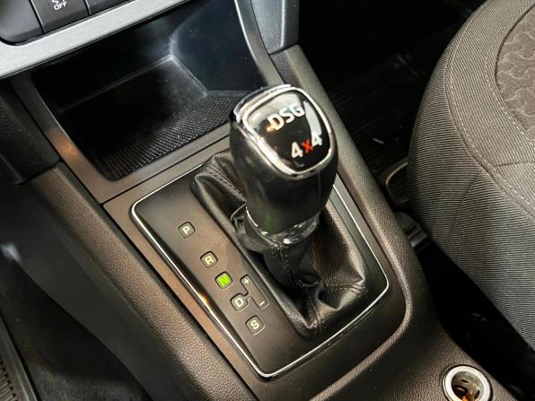 Skoda Yeti I Рестайлинг с пробегом 2013 года, цена 1 175 000 рублей, 185224 км, внедорожник, Автокод Объявления