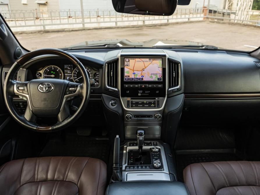 Toyota Land Cruiser 200 Series Рестайлинг 2 Москва  - изображение 14