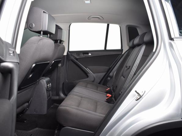 Volkswagen Tiguan I Рестайлинг с пробегом 2015 года, цена 1 374 995 рублей, 106007 км, внедорожник, Автокод Объявления