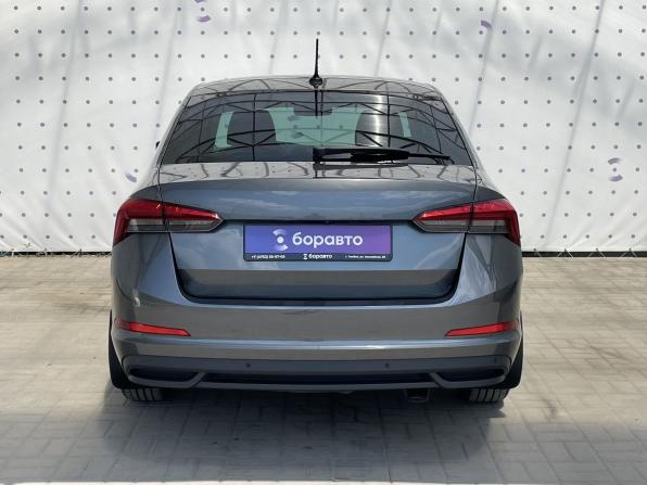 Skoda Rapid II с пробегом 2021 года, цена 1 830 000 рублей, 68842 км, лифтбек, Автокод Объявления