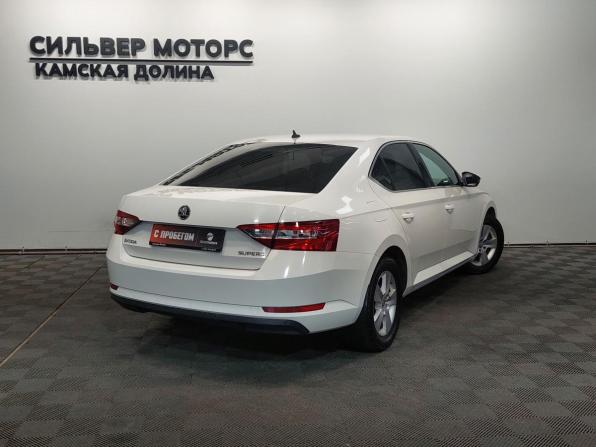 Skoda Superb III с пробегом 2016 года, цена 1 640 000 рублей, 147000 км, лифтбек, Автокод Объявления