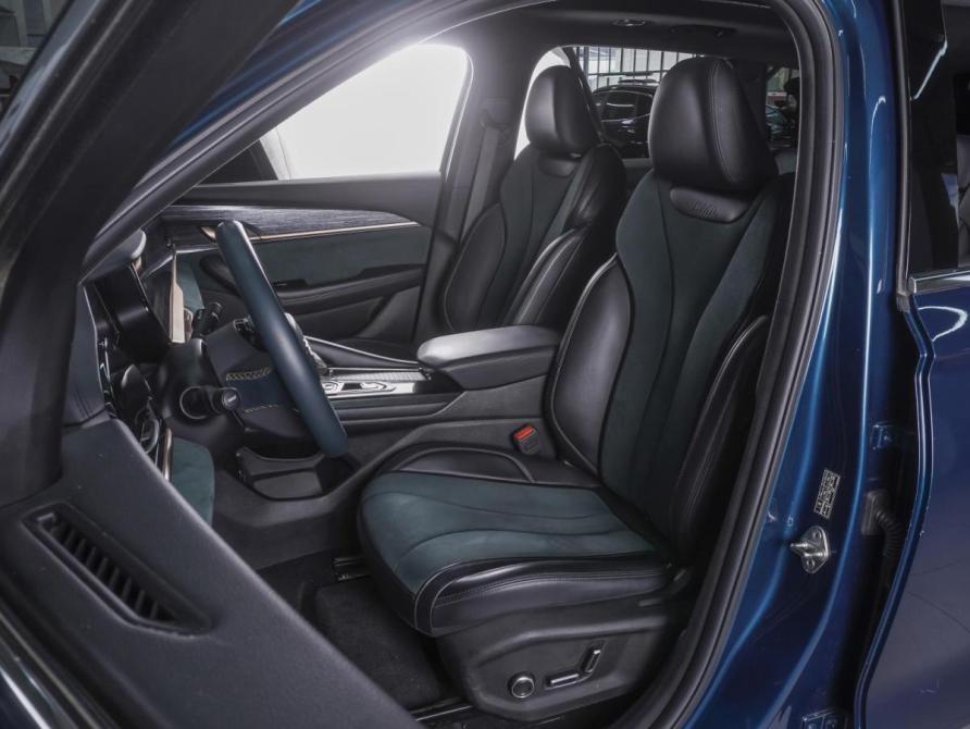 Geely Monjaro I Ростов-на-Дону  - изображение 10