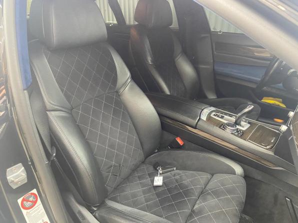 BMW 7 серии V (F01/F02/F04) Рестайлинг с пробегом 2014 года, цена 2 625 000 рублей, 236704 км, седан, Автокод Объявления