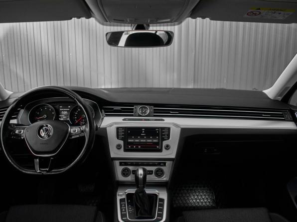 Volkswagen Passat B8 с пробегом 2015 года, цена 1 710 000 рублей, 143568 км, седан, Автокод Объявления