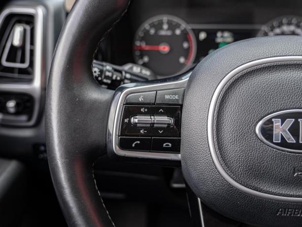 Kia Sorento IV с пробегом 2021 года, цена 3 380 000 рублей, 99097 км, внедорожник, Автокод Объявления