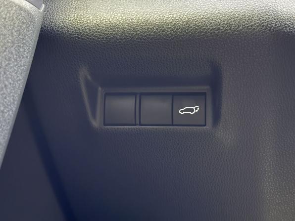 Toyota RAV4 VI (XA60) с пробегом 2026 года, цена 5 900 000 рублей, 22 км, внедорожник, Автокод Объявления