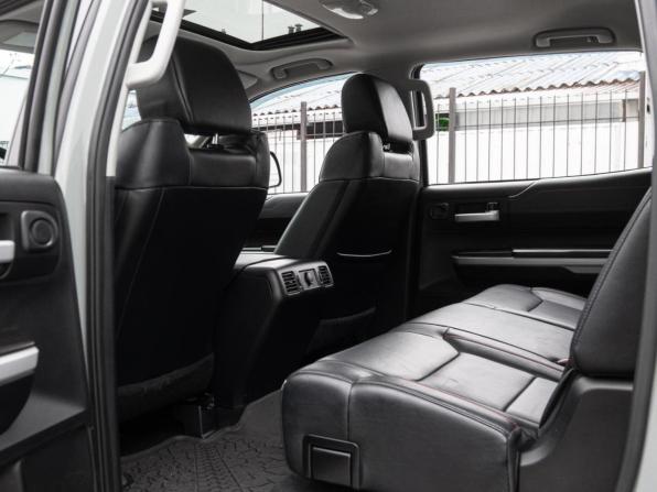 Toyota Tundra II Рестайлинг с пробегом 2021 года, цена 7 035 000 рублей, 172389 км, offers.body_type.unknown, Автокод Объявления