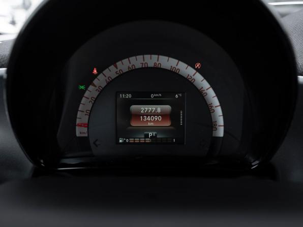 Smart Fortwo III с пробегом 2016 года, цена 990 000 рублей, 134088 км, хэтчбек, Автокод Объявления
