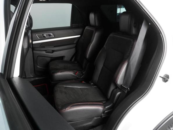 Ford Explorer V Рестайлинг 2 с пробегом 2018 года, цена 2 985 000 рублей, 161573 км, внедорожник, Автокод Объявления