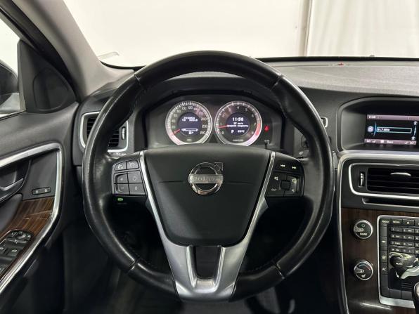 Volvo S60 II с пробегом 2012 года, цена 1 150 000 рублей, 215845 км, седан, Автокод Объявления