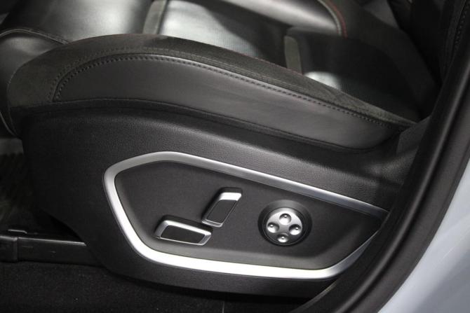 Geely Tugella I Рестайлинг с пробегом 2024 года, цена 2 849 000 рублей, 65100 км, внедорожник, Автокод Объявления