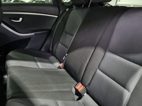 Hyundai i30 II с пробегом 2013 года, цена 945 000 рублей, 140032 км, хэтчбек, Автокод Объявления