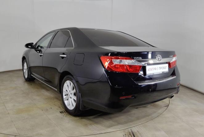 Toyota Camry VII (XV50) с пробегом 2013 года, цена 1 499 000 рублей, 305063 км, седан, Автокод Объявления