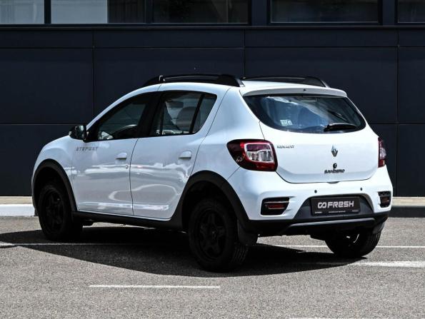 Renault Sandero II Рестайлинг с пробегом 2019 года, цена 750 000 рублей, 89178 км, хэтчбек, Автокод Объявления