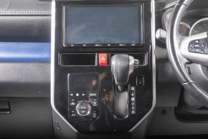 Toyota Roomy I с пробегом 2018 года, цена 1 299 000 рублей, 68000 км, микровэн, Автокод Объявления
