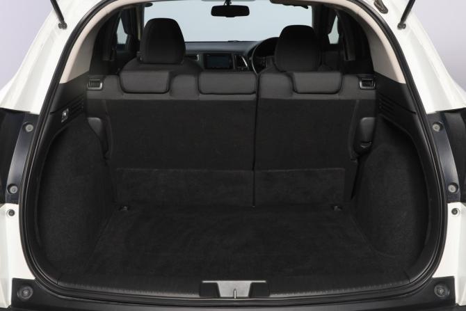 Honda Vezel I Рестайлинг с пробегом 2018 года, цена 1 999 000 рублей, 104220 км, внедорожник, Автокод Объявления