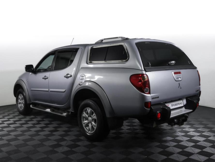 Mitsubishi L200 IV Москва  - изображение 7