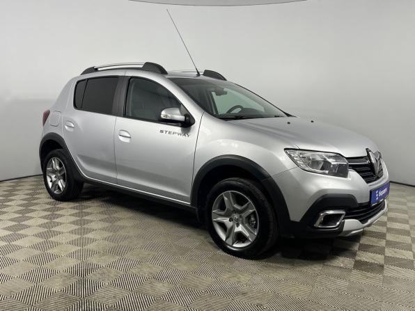 Renault Sandero II Рестайлинг с пробегом 2020 года, цена 1 390 000 рублей, 38799 км, хэтчбек, Автокод Объявления