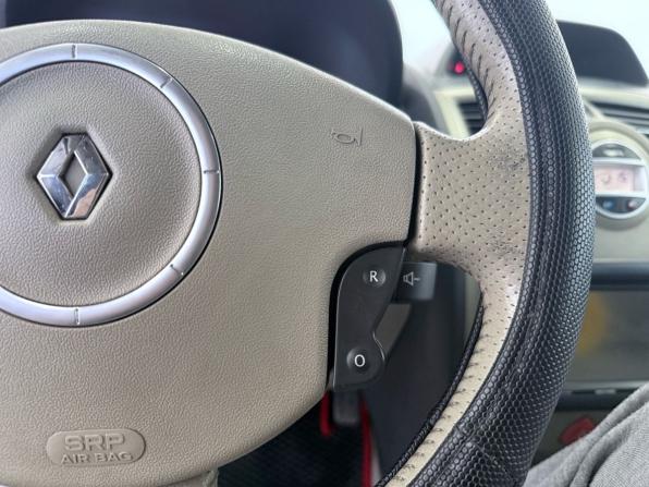 Renault Megane II Рестайлинг с пробегом 2006 года, цена 410 000 рублей, 192634 км, седан, Автокод Объявления