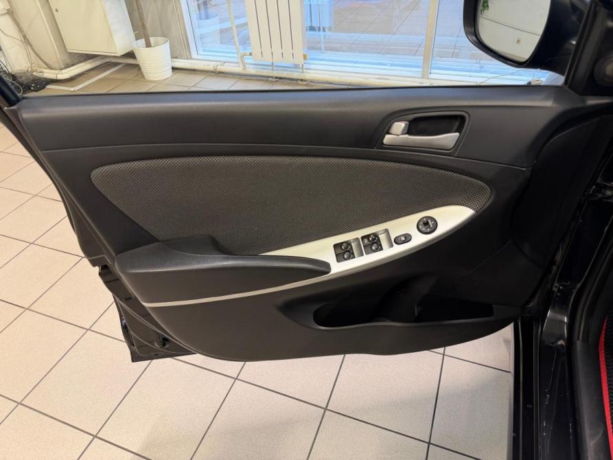 Hyundai Solaris I Волгоград  - изображение 14