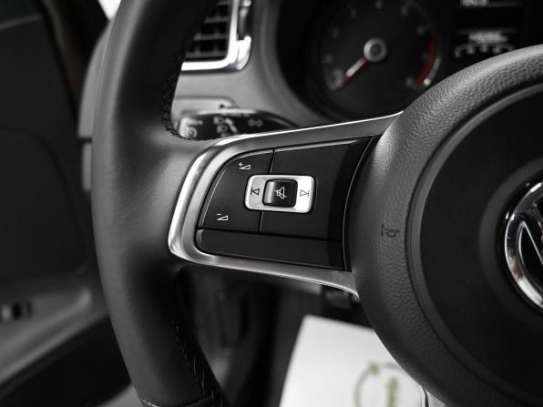 Volkswagen Polo V Рестайлинг с пробегом 2020 года, цена 1 245 000 рублей, 149288 км, седан, Автокод Объявления