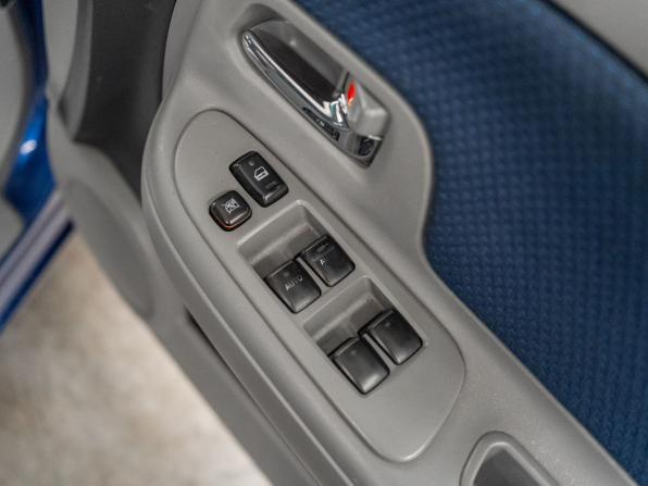 Toyota Sienta I с пробегом 2004 года, цена 600 000 рублей, 183250 км, компактвэн, Автокод Объявления