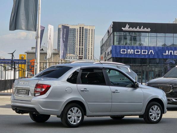 Lada (ВАЗ) Granta I Рестайлинг с пробегом 2022 года, цена 715 000 рублей, 78569 км, седан, Автокод Объявления