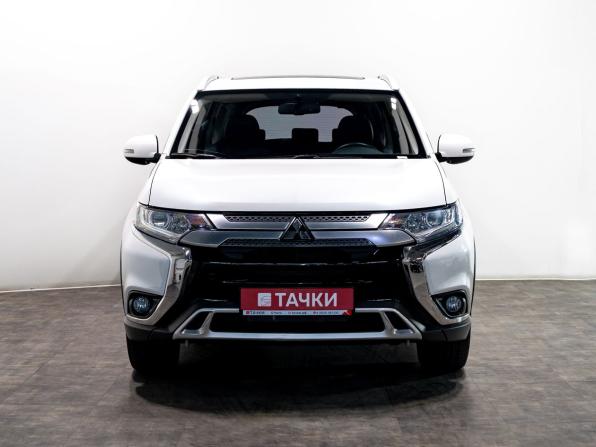 Mitsubishi Outlander III Рестайлинг 3 с пробегом 2020 года, цена 2 400 000 рублей, 53500 км, внедорожник, Автокод Объявления
