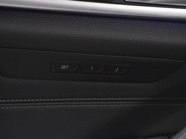 BMW 5 серии VII (G30/G31/G38) Рестайлинг с пробегом 2022 года, цена 5 480 000 рублей, 29210 км, седан, Автокод Объявления