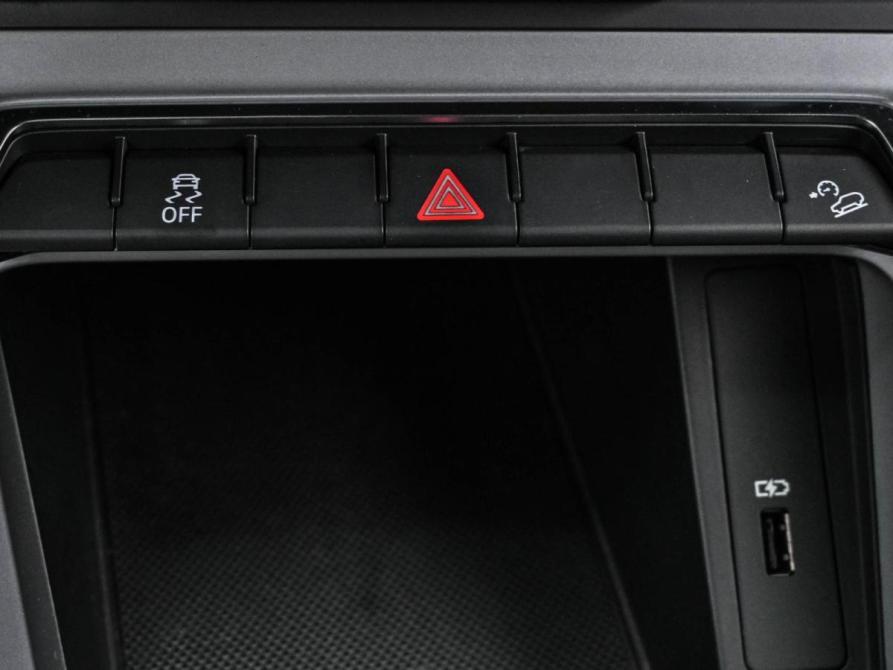 Audi Q3 II (F3) Новороссийск  - изображение 23