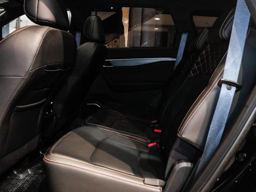 Geely Okavango I Рестайлинг Москва  - изображение 8