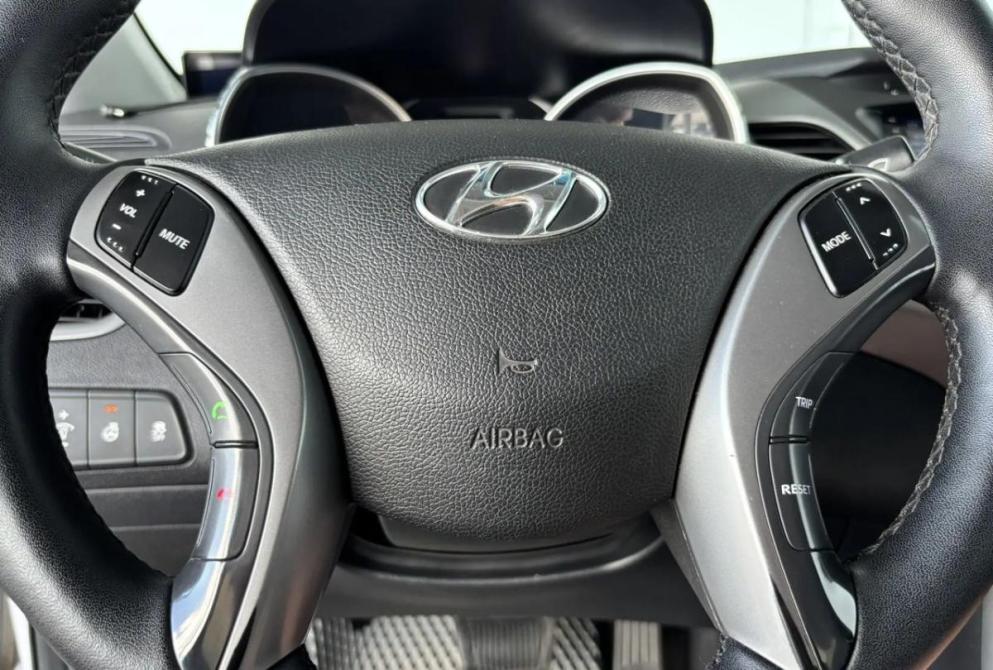 Hyundai Elantra V (MD) Киров  - изображение 25