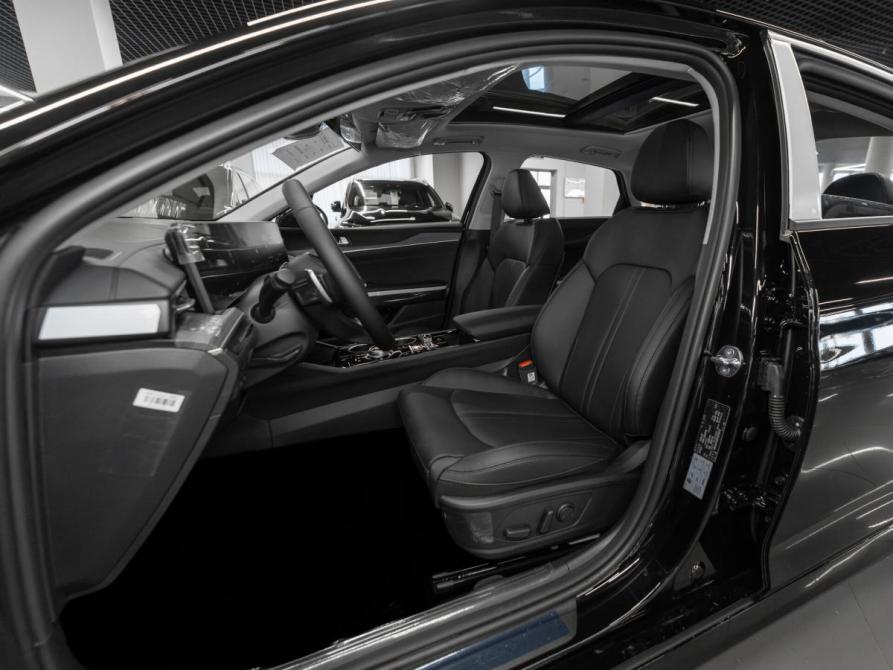 Kia K5 III Рестайлинг Москва  - изображение 9