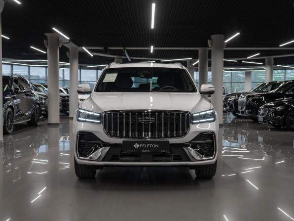 Geely Monjaro I Рестайлинг 2 с пробегом 2025 года, цена 4 200 000 рублей, 15 км, внедорожник, Автокод Объявления