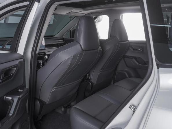 Toyota RAV4 VI (XA60) с пробегом 2026 года, цена 4 150 000 рублей, 44 км, внедорожник, Автокод Объявления