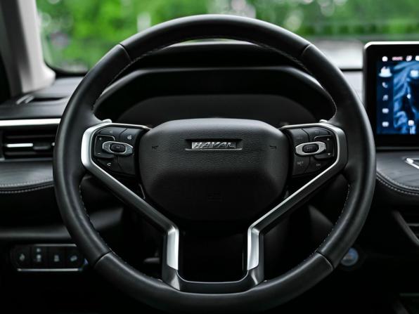 Haval Jolion I с пробегом 2023 года, цена 1 950 000 рублей, 28054 км, внедорожник, Автокод Объявления