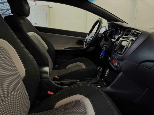 Kia Ceed II с пробегом 2013 года, цена 980 000 рублей, 200505 км, хэтчбек, Автокод Объявления